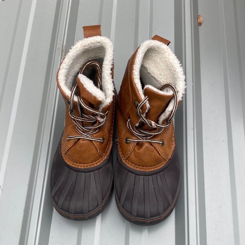 London Fog Kids Duck Boots in Brown and Black